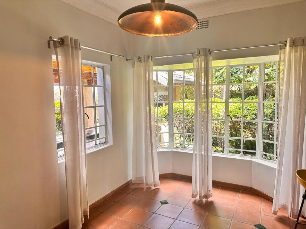 Woods Guest House Middelburg  Bagian luar foto