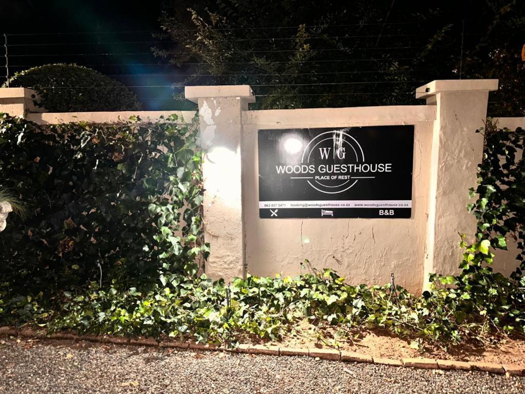 Woods Guest House Middelburg  Bagian luar foto