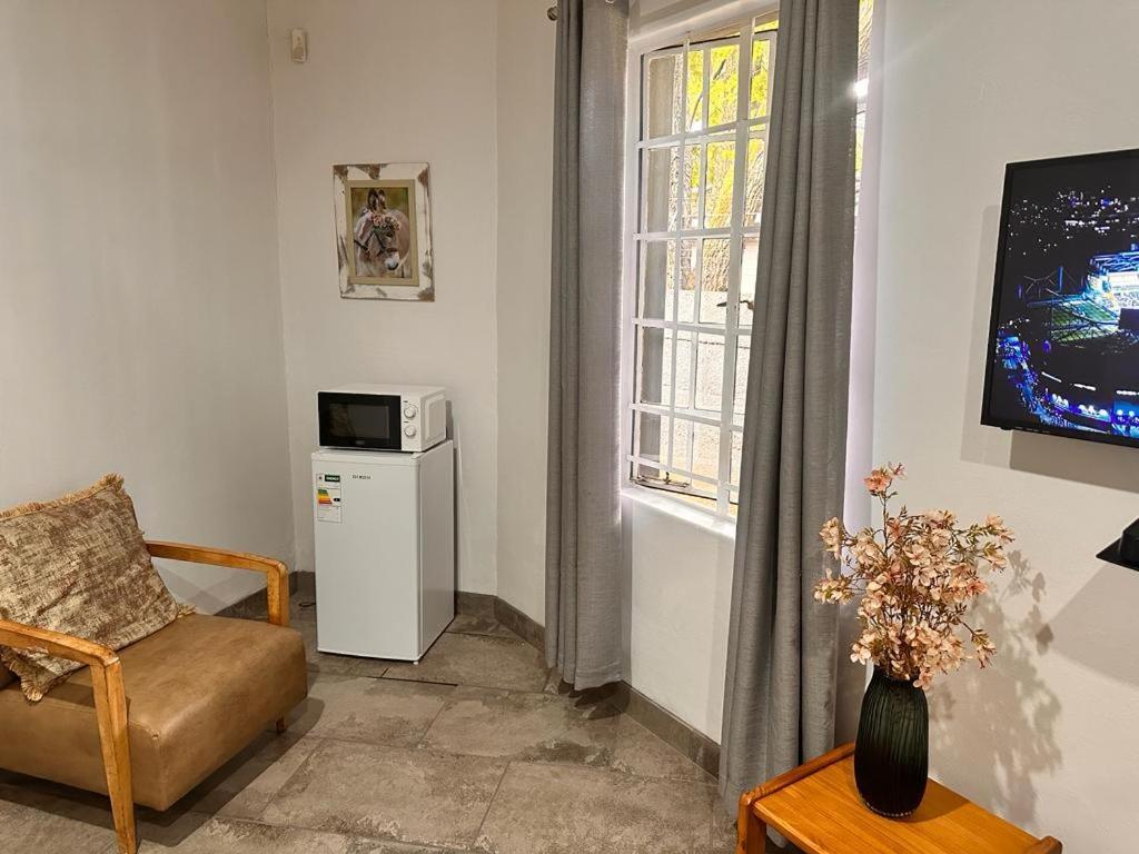 Woods Guest House Middelburg  Bagian luar foto