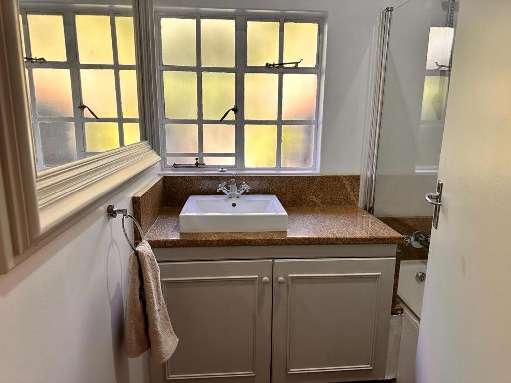 Woods Guest House Middelburg  Bagian luar foto
