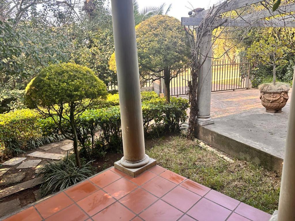 Woods Guest House Middelburg  Bagian luar foto
